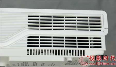 明基(BENQ)W100投影機的燈泡和散熱