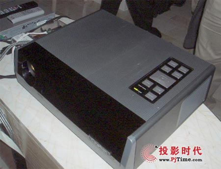 dLcoSͶӰg(sh)̎ŮCinestar HD900