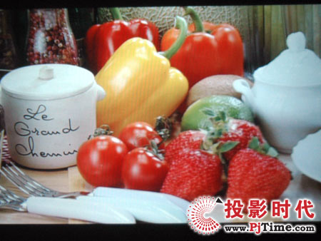 \JDE28ͶӰCoB(ti)@ʾ
