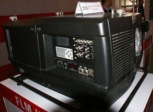 巴可FLM HD14投影機