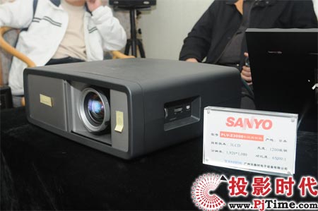PLV-Z3000ͶӰCMЈ