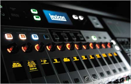 Soundcraft Si2{_