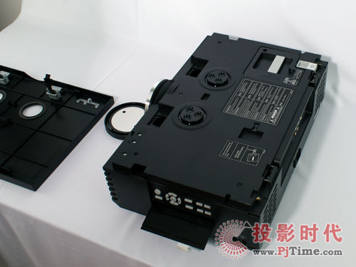 暴力拆解 松下PT-AE3000C家庭影院投影機(jī)全球第一評(píng)