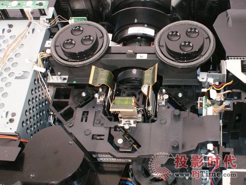 暴力拆解 松下PT-AE3000C家庭影院投影機(jī)全球第一評(píng)