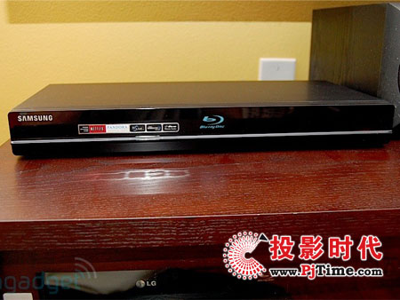 T{ⲥBD-P1600