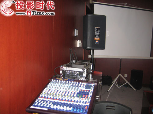 2009演藝設備行業發展論壇使用JBL PRX512M音箱