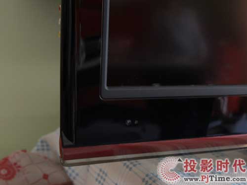 康佳LC55FT68AC液晶電視:雙色無痕注塑工藝