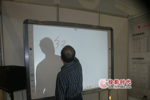 Kt~F2010괺ȫ߽̃xOչ