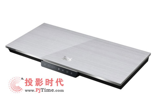 BD-D6700{C