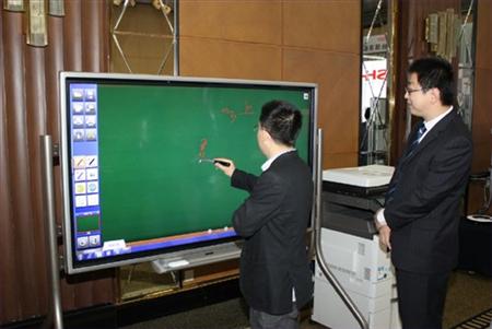 70猣IҺ|ƷЇl,ýwϢlϵy,ָʾ,֘,digital signage