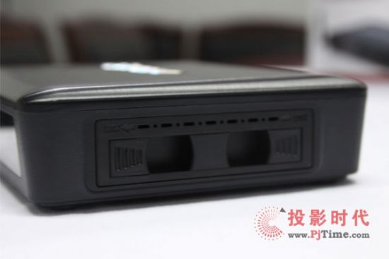 |R160SWjýw3D岥řC
