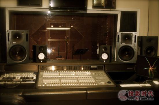 Studio 22x1032A7070A