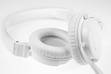 beyerdynamic headphones DTX&nbsp;350&nbsp;p white - pic. laid pos.