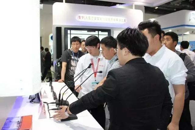 InfoComm 섓(chung)ĴQ