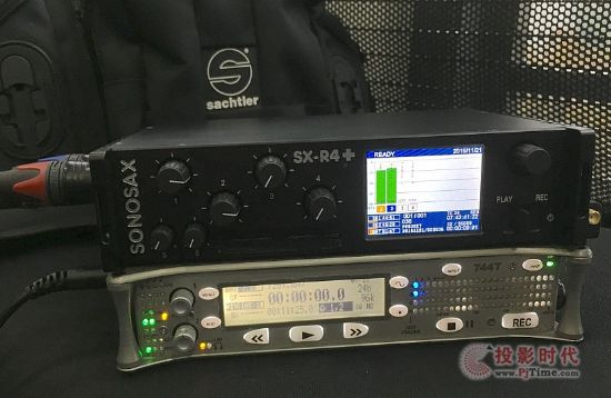 С SonosaxyCSX-R4