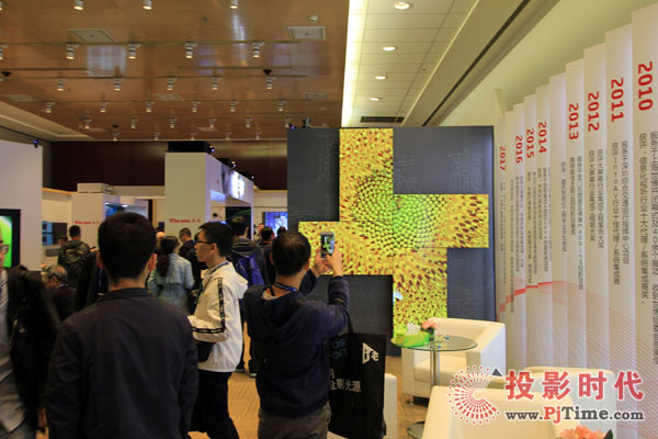 A@InfoCommBest Show(jing)