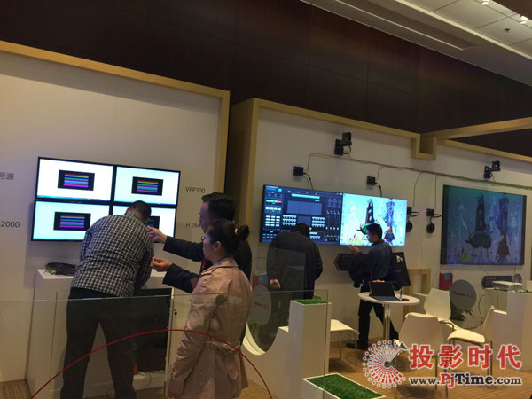 A@InfoCommBest Show(jing)