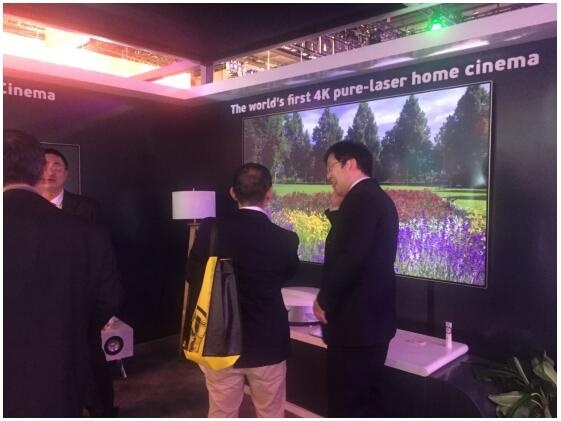 CES 2018ͶӰЇL