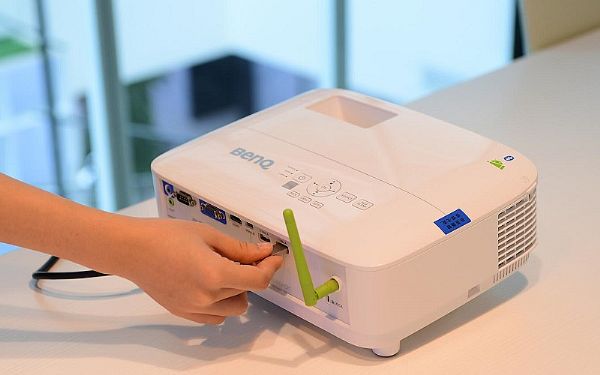 BenQ̄ͶӰC