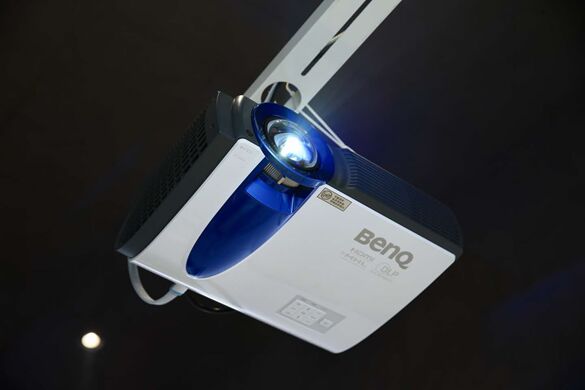 {(ln)BenQ̄(w)ͶӰC(j)ʽl(f)