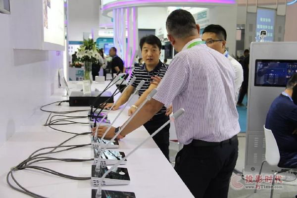 wPALM EXPO 2019չʾJg