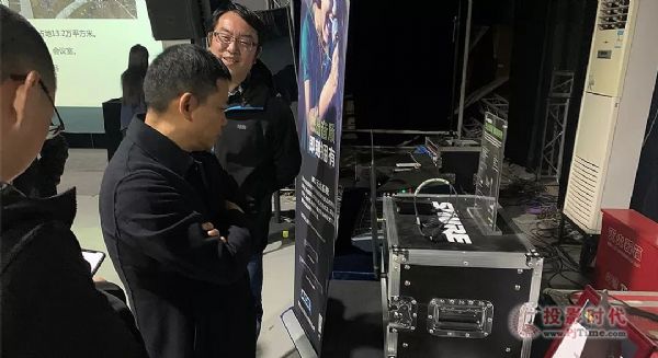 2019 SHURE BLX/BLXRoϵyg