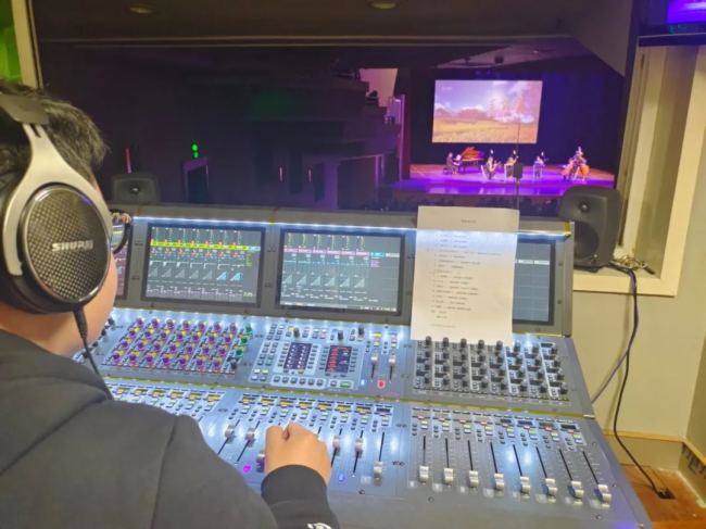 Avid VENUES6LմԺUϵy(tng)-F(xin)U{(dio)_