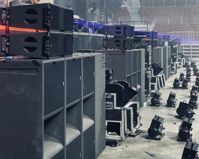潘瑋柏「狂愛」重慶站|L-Acoustics&DiGiCo助力燃爆狂熱舞臺
