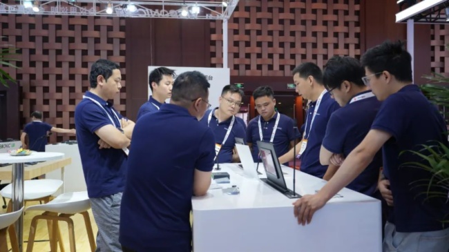 hWҫ2025InfoComm ChinaIҕ ͼw򞼼gչ